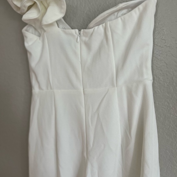 NWOT White One-Shoulder Ruffled Jumpsuit - Picture 7 of 8